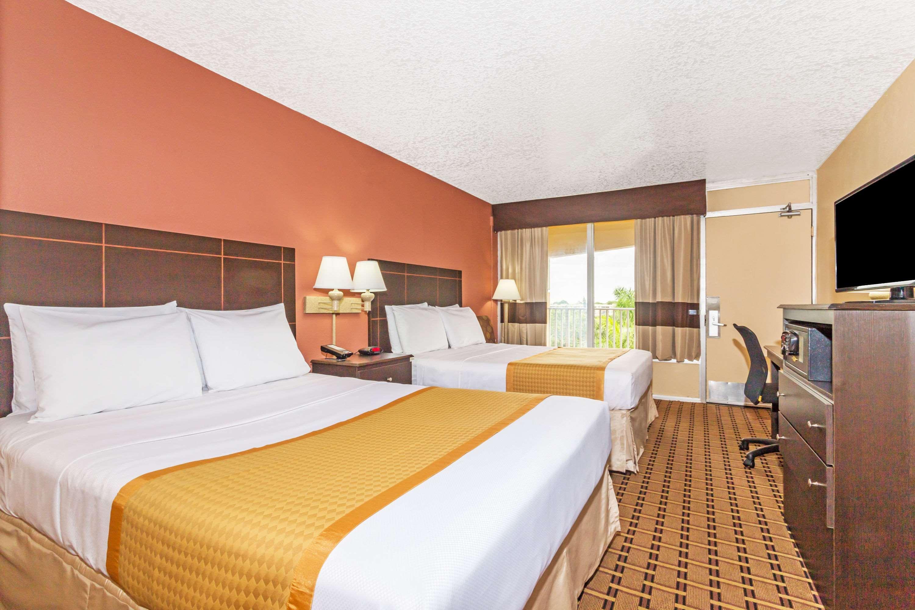 Days Inn By Wyndham Fort Lauderdale-Oakland Park Airport N Dış mekan fotoğraf