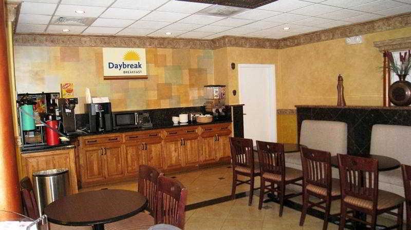 Days Inn By Wyndham Fort Lauderdale-Oakland Park Airport N Dış mekan fotoğraf