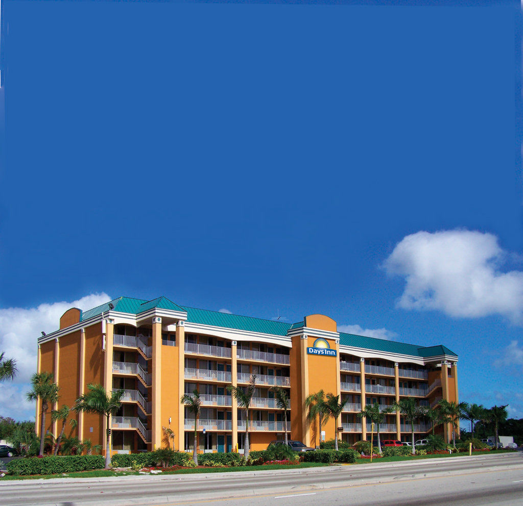 Days Inn By Wyndham Fort Lauderdale-Oakland Park Airport N Dış mekan fotoğraf